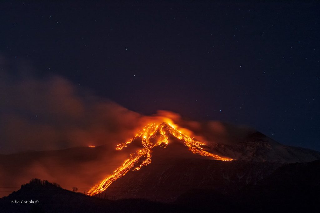 Colata da Sud-Est, 16/02/2021 da Fornazzo - Foto FB Alfio Cariola