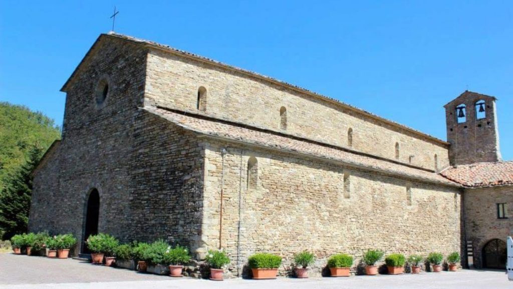 Abbazia di San Michele Arcangelo a Lamoli di Borgo Pace - Foto FAI