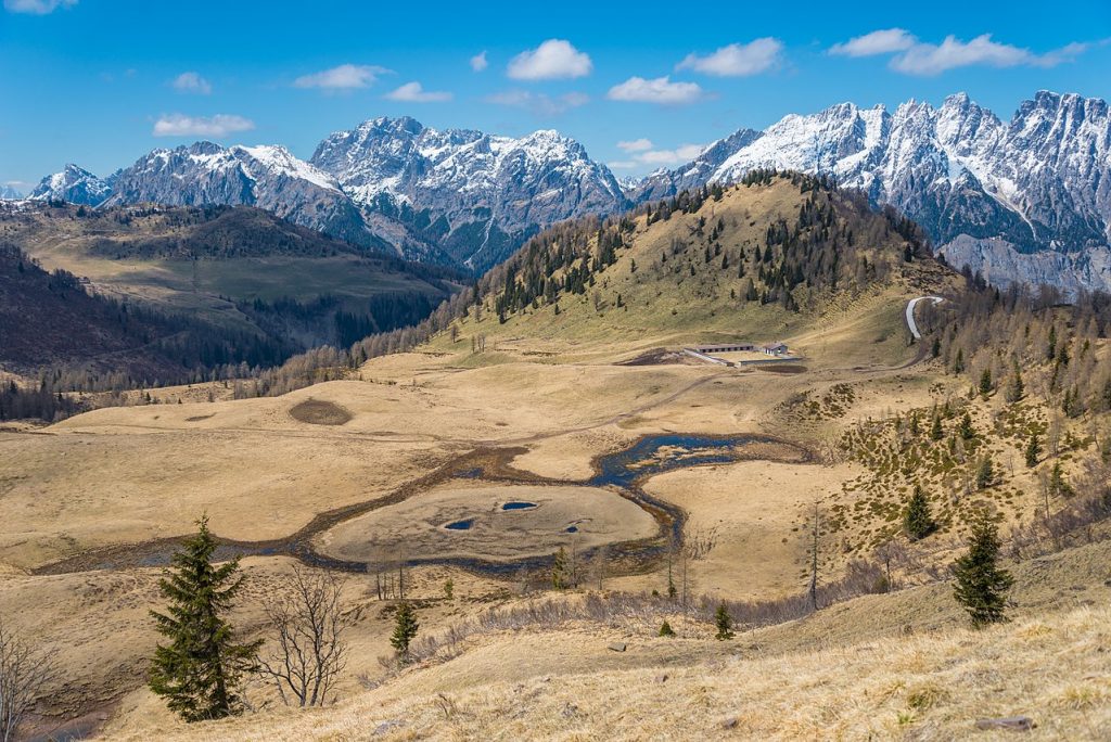 Prealpi Carniche - Foto Wikimedia Commons @Anna Marchenkova
