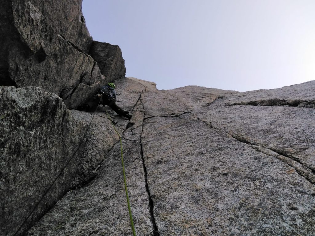 Pilastro Sud-Ovest del Petit Dru - Foto FB Korra Pesce