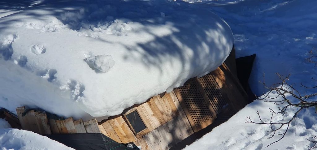 I danni alla rimessa - Foto FB Rifugio G. P. Talamini