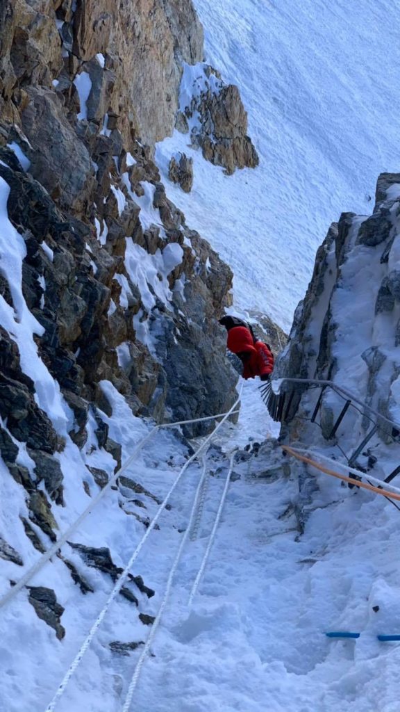 Verso il campo a 7000m. Foto @ Mingma G. Sherpa 