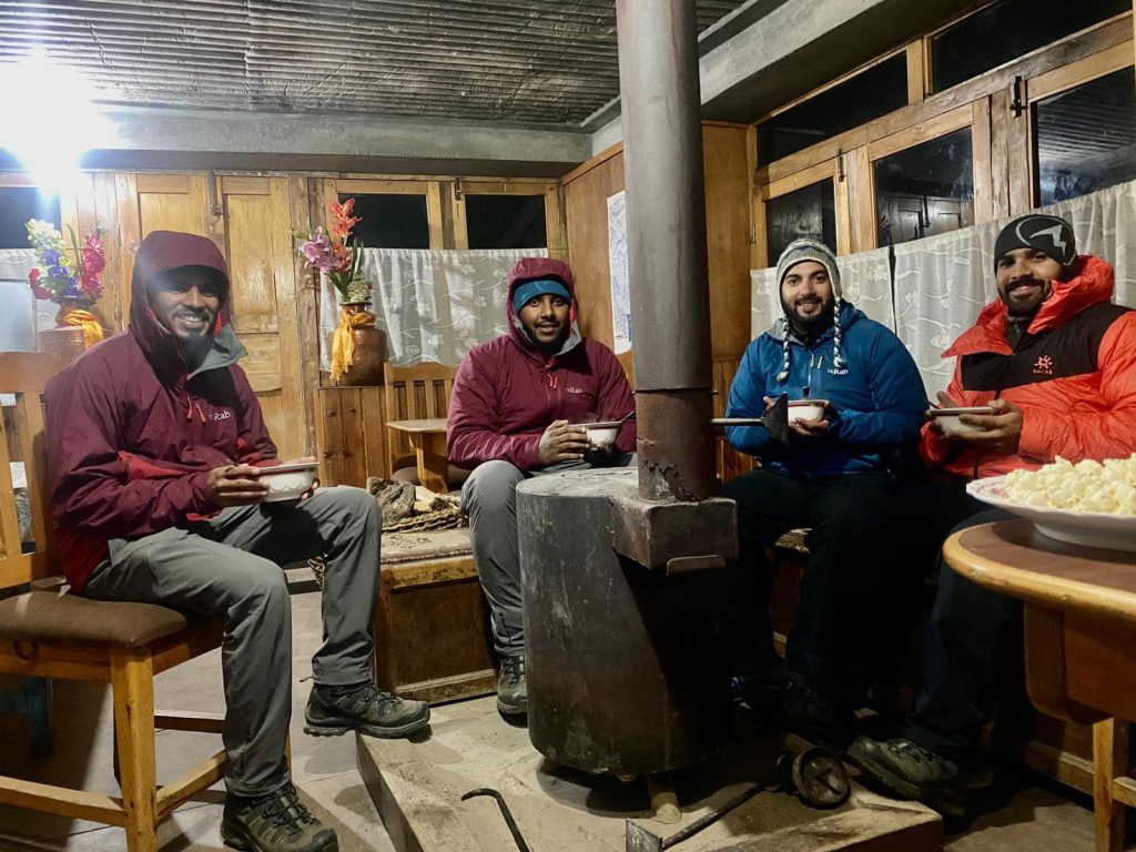 Foto @ Bahrein Everest Expedition