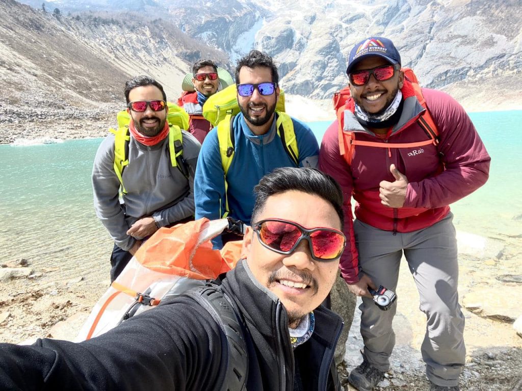 Foto @ Bahrein Everest Expedition