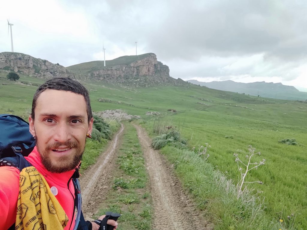 Sui sentieri siciliani. Foto Elia Origoni.