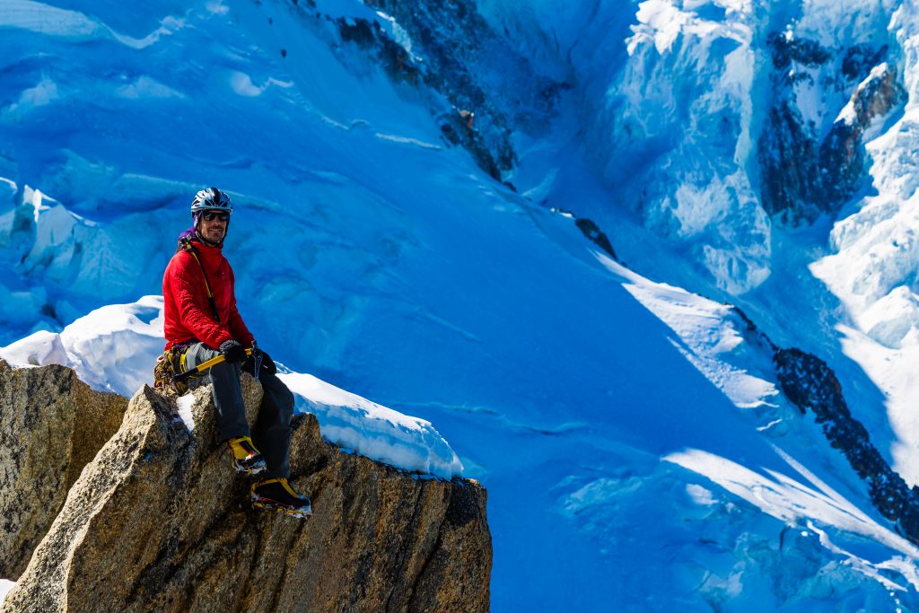 Steve House nel massiccio del Monte Bianco. Foto Lorenzo Belfrond for Grivel