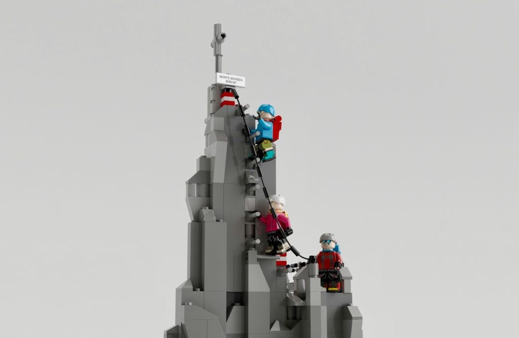 Quasi in vetta - Foto @LEGO IDEAS