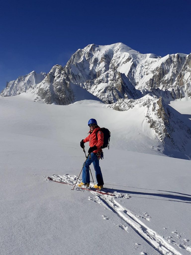 Anna Torretta, scialpinismo al cospetto del Monte Bianco. Foto archivio Anna Torretta