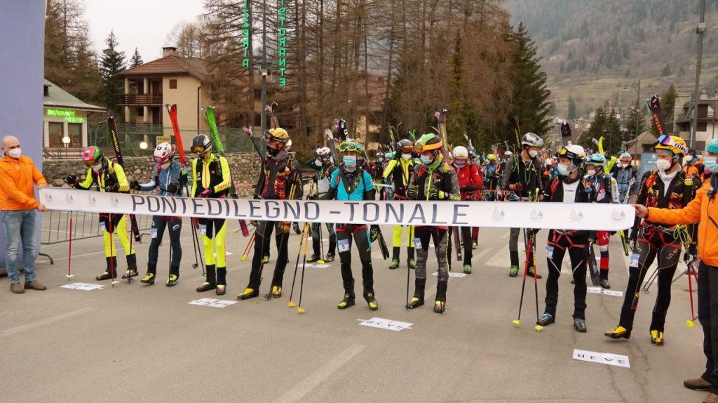 Partenza gara maschile - Foto Torri, Piazzi, Meneghello, Martini