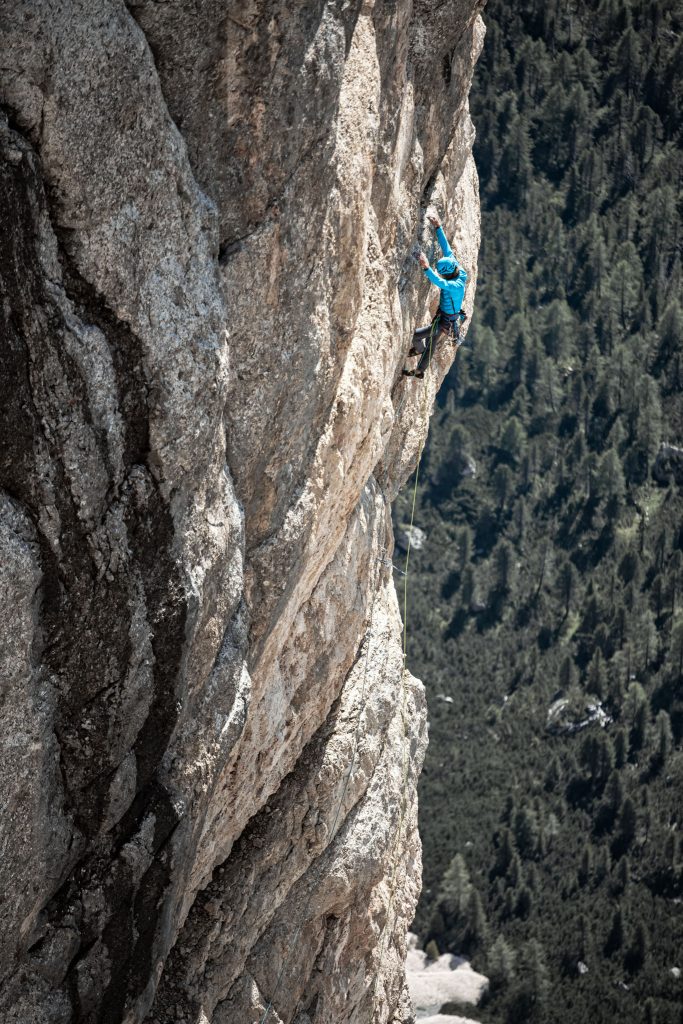 Simon Messner sul Sas Dla Crusc. Foto @ Matteo Mocellini/StorytellerLAbs - Archivio Salewa