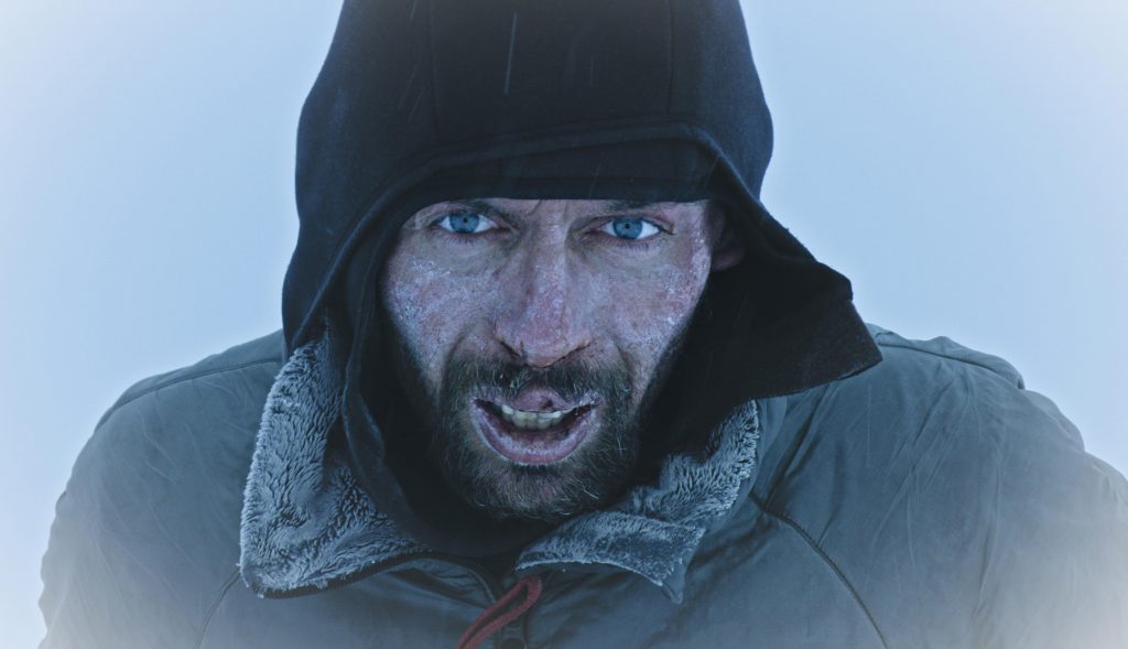 Concorso - THE WALL OF SHADOWS