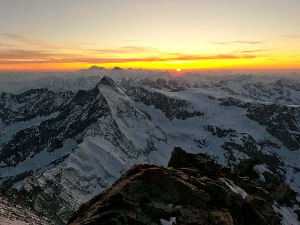 Il tramonto visto dal Cervino. Foto François Cazzanelli 