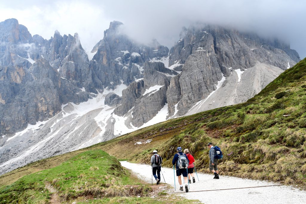 Trentino Alto Adige - SENTIERO ITALIA SOTTO LE PALE DI SAN MARTINO-foto @ Stefano Ardito