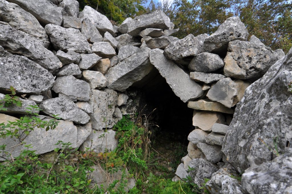 Una capanna a tholos