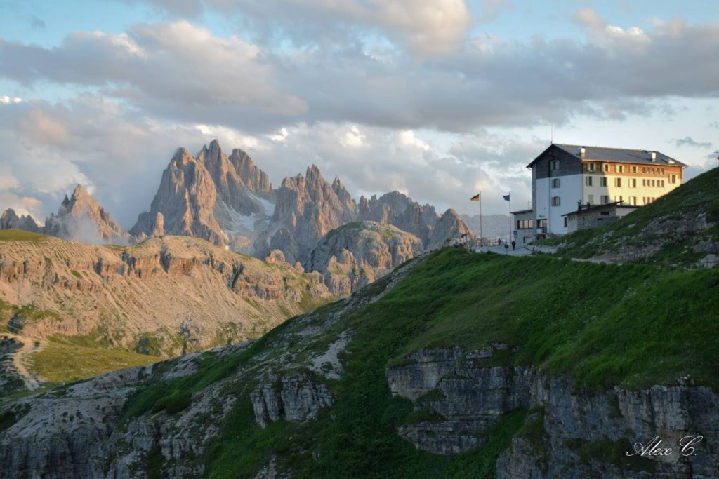 Foto @ Rifugio Auronzo alle Tre Cime di Lavaredo FB