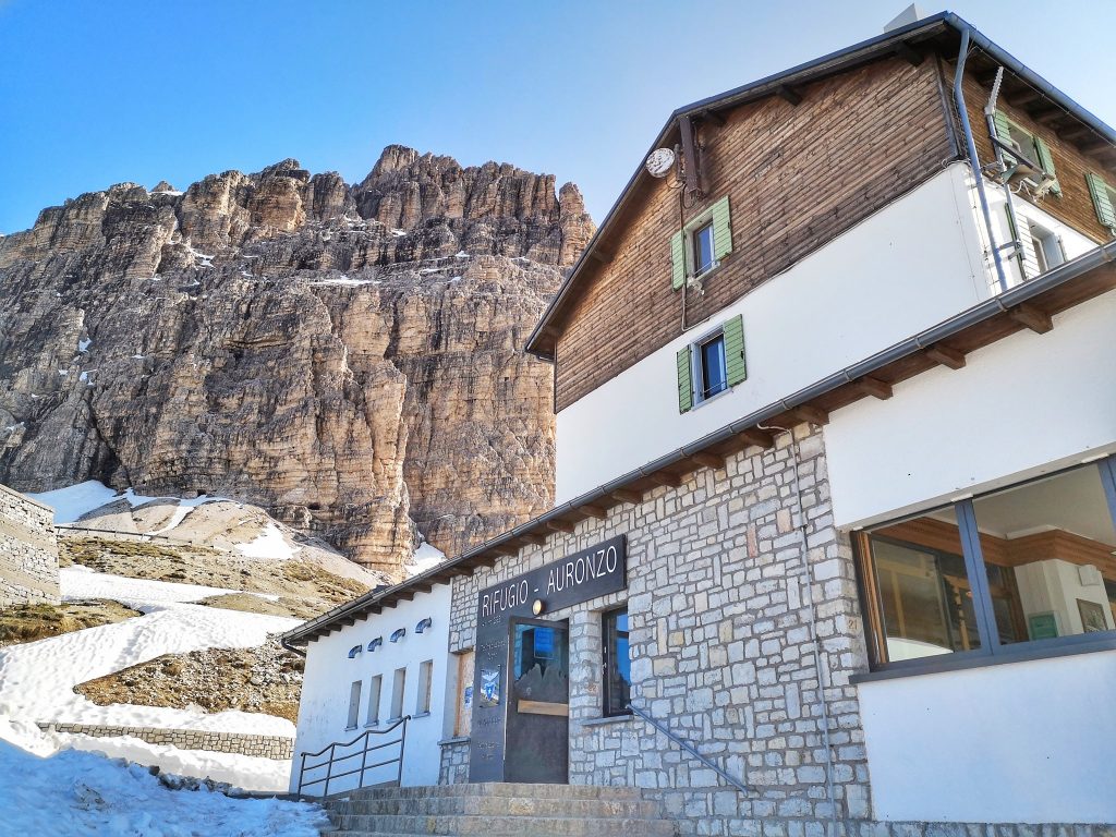 Foto @ Rifugio Auronzo alle Tre Cime di Lavaredo FB