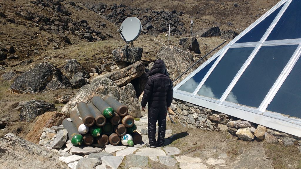 Bombole lasciate dai ricercatori americani