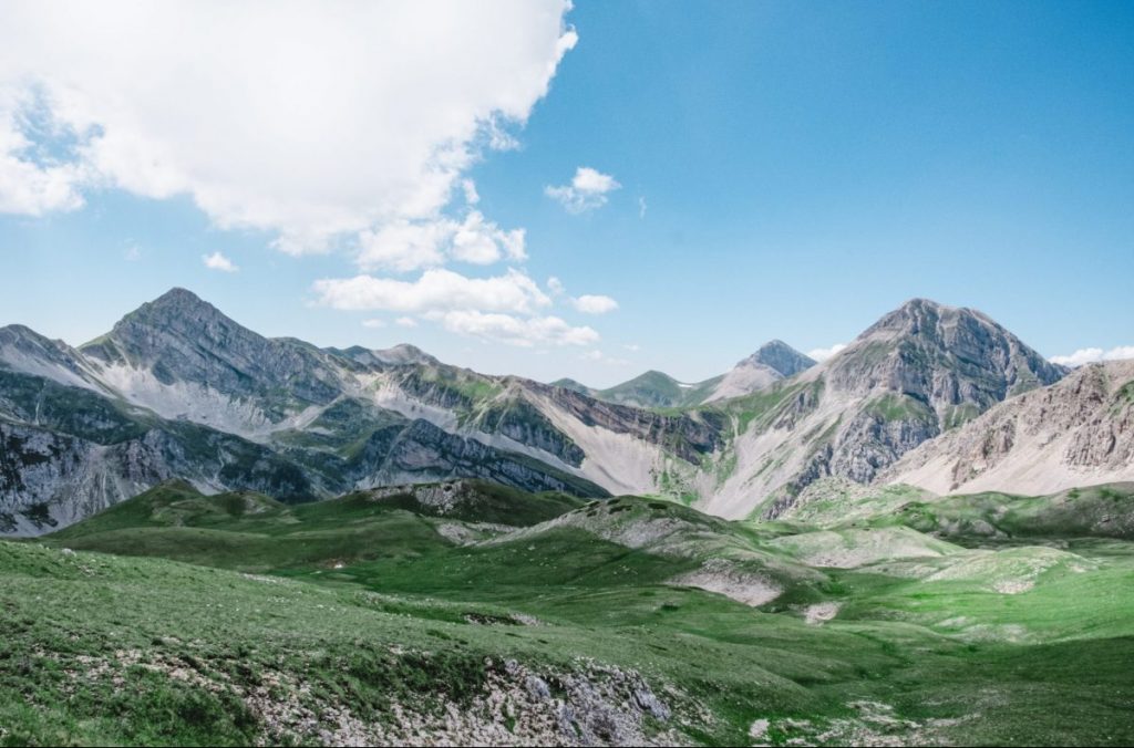 due cuori in cammino, traversata, appennino