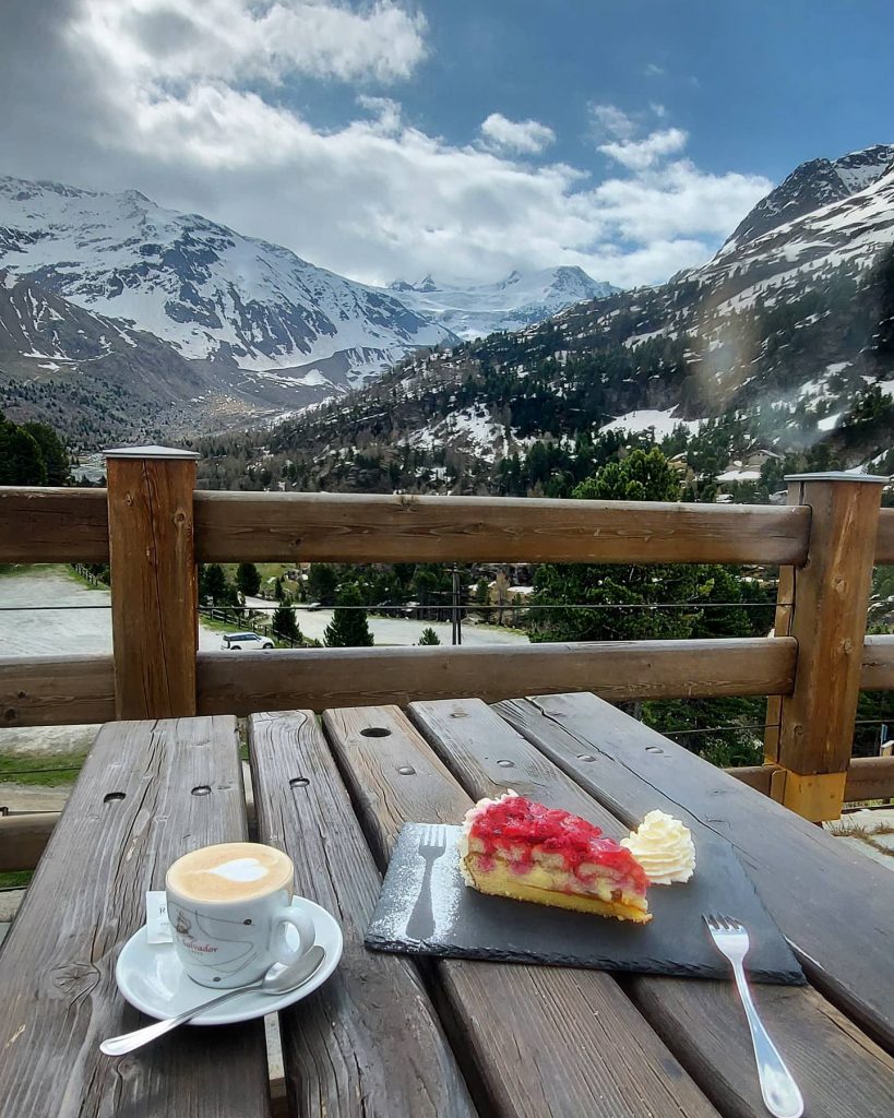 Foto FB Rifugio Forni