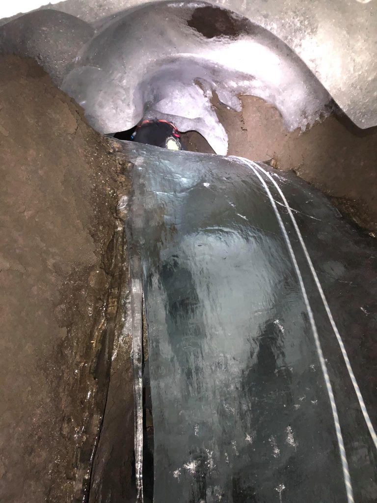 Grotta del Polo Nord (o Sud?) - Foto FB Dario Teri