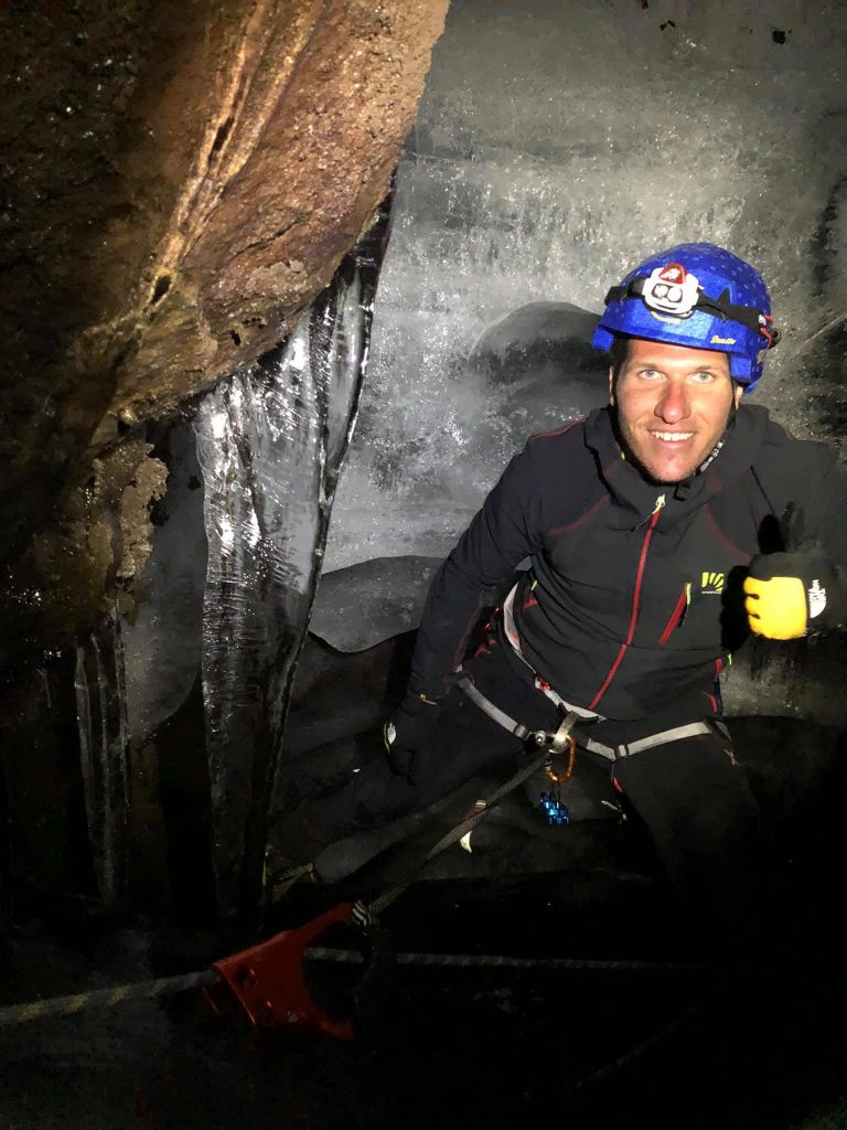 Grotta del Polo Nord (o Sud?) - Foto FB Dario Teri