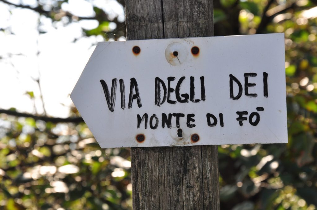 Via degli Dei, un cartello