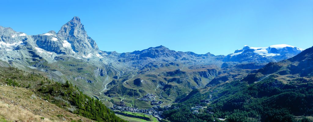 Davide Camisasca
Valtournenche, panoramica della Conca del Breuil, dal Cervino alla Gobba di Rollin.
Settembre 2020
Pellicola diapositiva 60x120 mm
Gressoney-Saint-Jean, Davide Camisasca