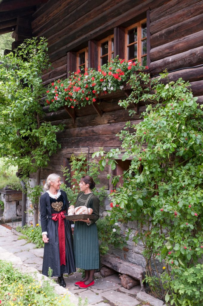 Macugnaga, abiti tradizionali. Foto @ Susy Mezzanotte