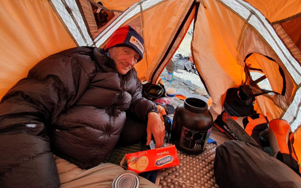 Rick Allen al K2. Foto @ Jerry Gore