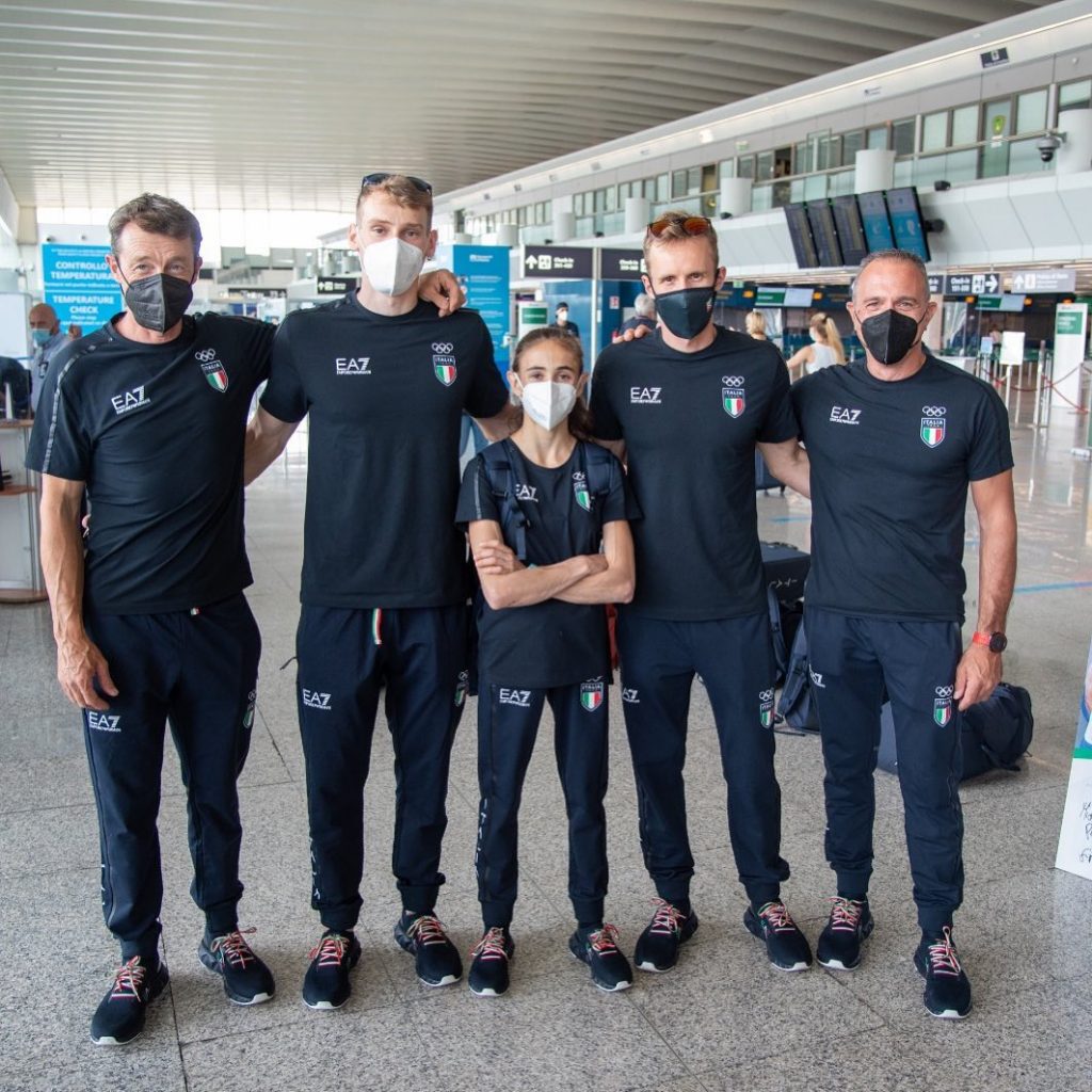 La squadra di arrampicata azzurra in partenza per Tokyo. Foto @ FASI