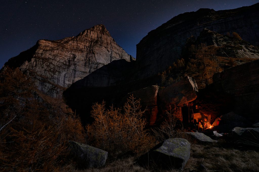 Vista notturna sul Poncione d