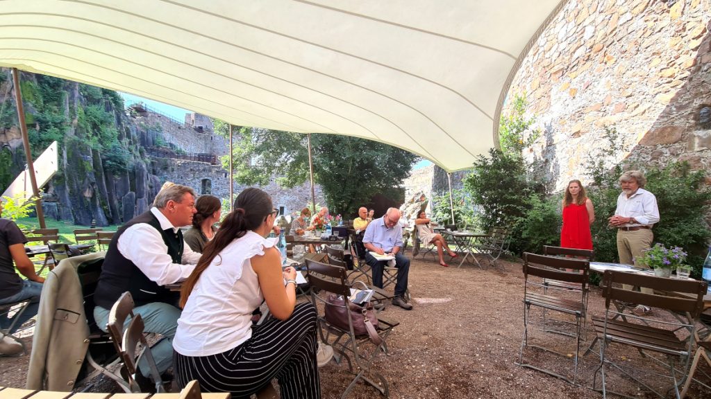 Magdalena e Reinhold Messner presentano i programmi 2021, foto SA