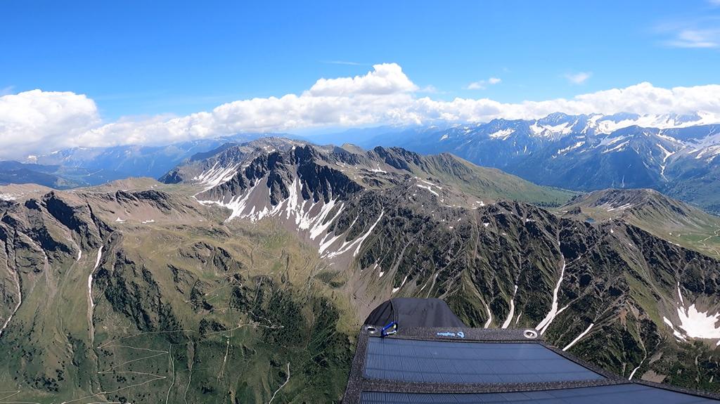 Dal Monte Rosa a Gorizia in parapendio, il viaggio di Edoardo Colombo