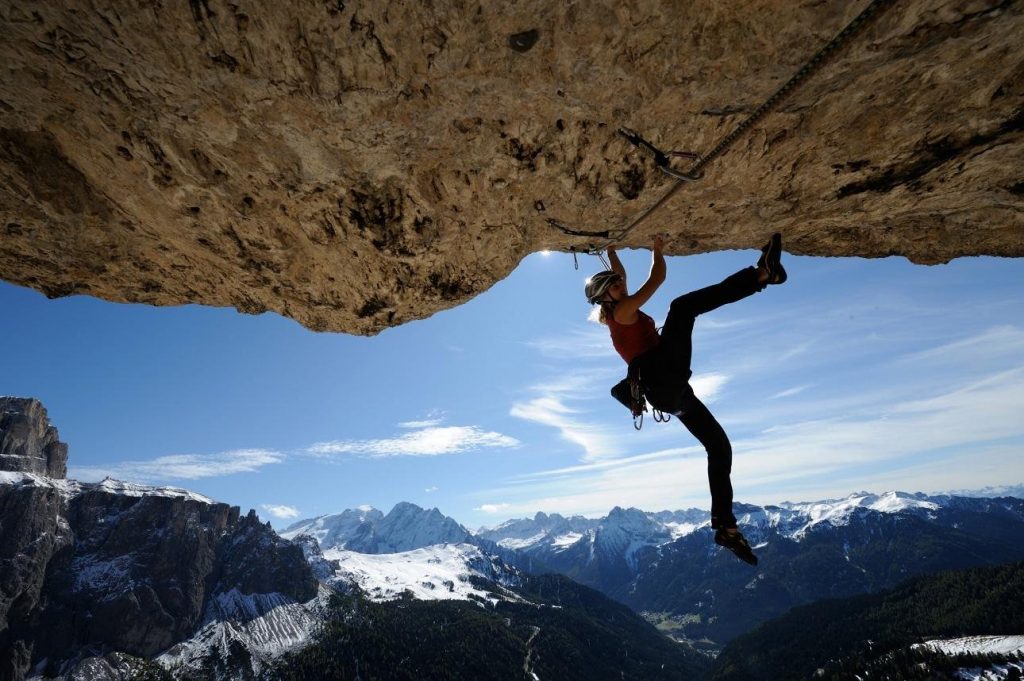 Angelika Rainer sulla via italia 61 piz ciavazes dolomiti
