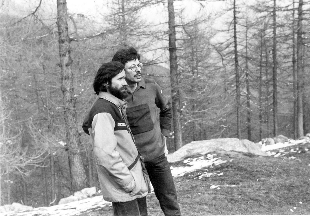 Enrico Camanni (sx) con Gian Piero Motti. Foto archivio Camanni
