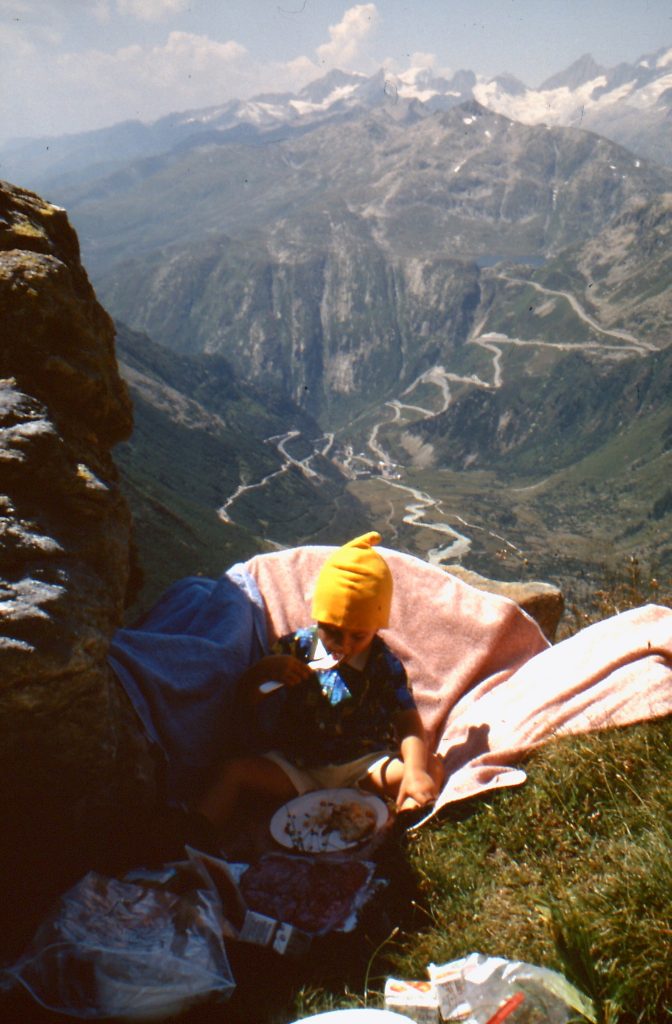 A 4 anni sulle montagne svizzere. Foto per gentile concessione della famiglia Pasquetto