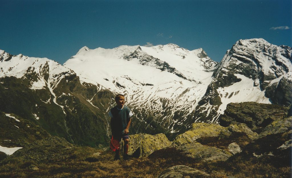 Passo del Sempione, a 8 anni. Foto per gentile concessione della famiglia Pasquetto