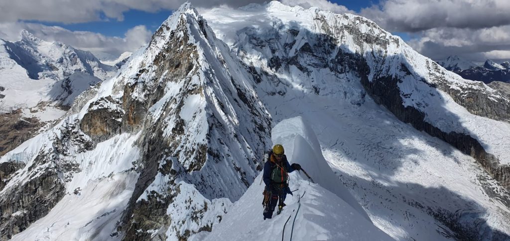 Foto Janyaraju, Bielecki/Levy