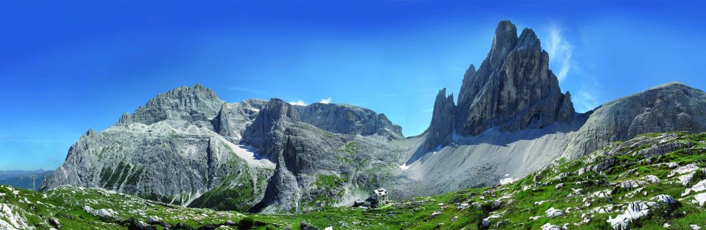 Foto @ Rifugio Comici - Zsigmondyhütte FB