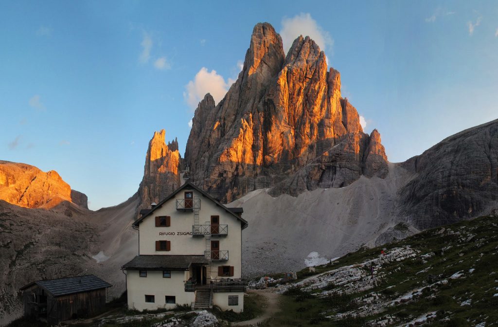 Foto @ Rifugio Comici - Zsigmondyhütte FB