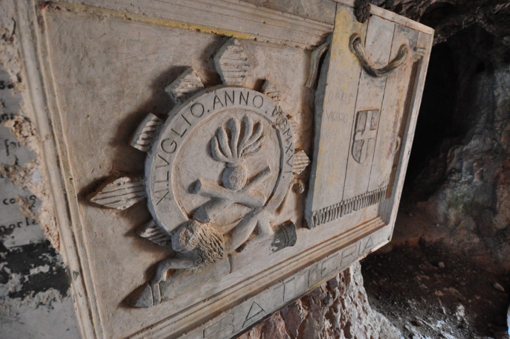 Castelletto, una lapide italiana