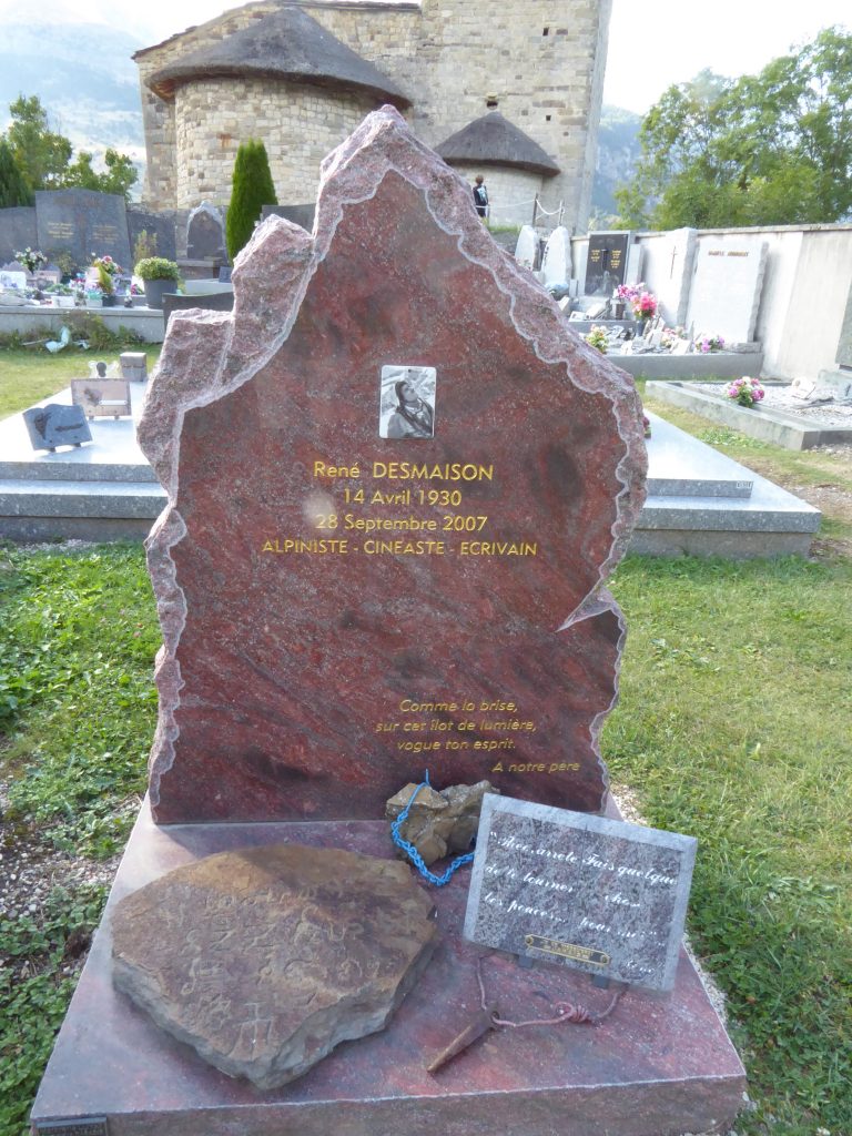 La tomba di René Desmaison