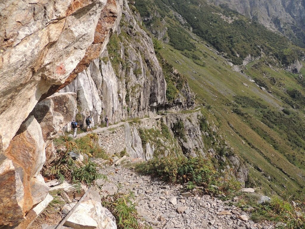 Sentiero per il rifugio. Foto @ Wikimedia commons