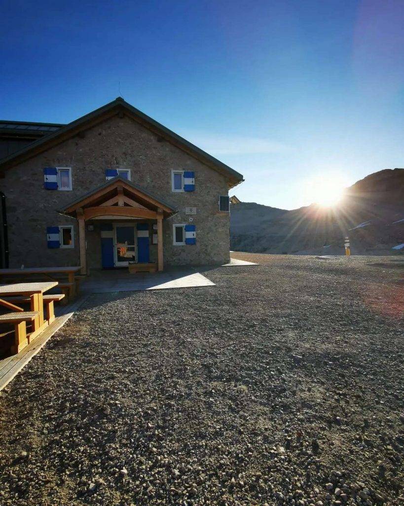Foto FB Rifugio Boè CAI-SAT