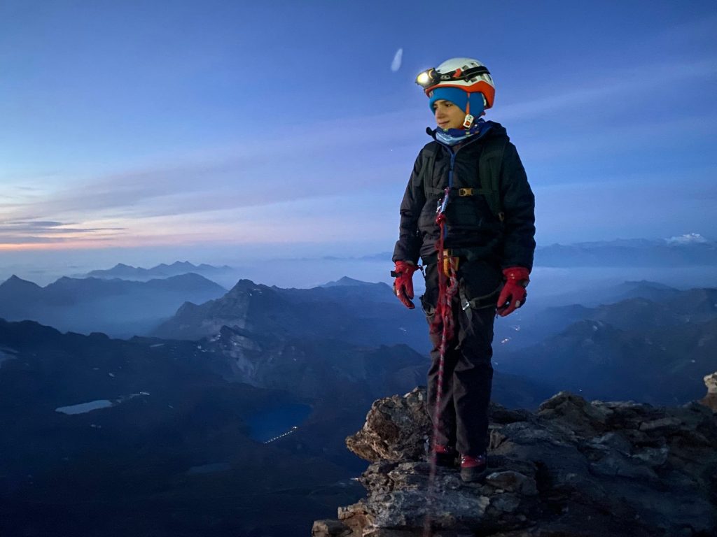 Federico durante la sua salita al Cervino. Foto Facebook Fabio Tomasi