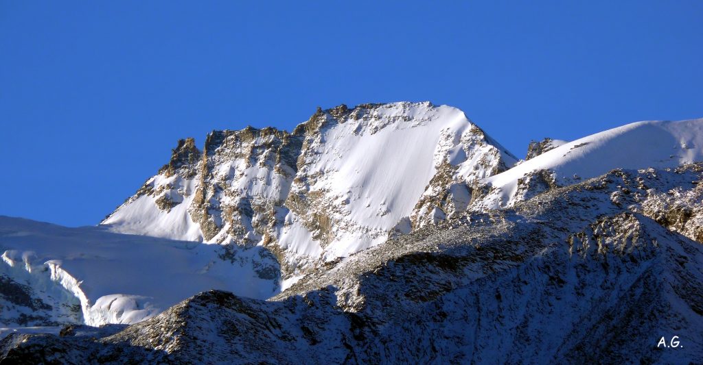 La parete est del Gran Paradiso. Foto Wikimedia Commons