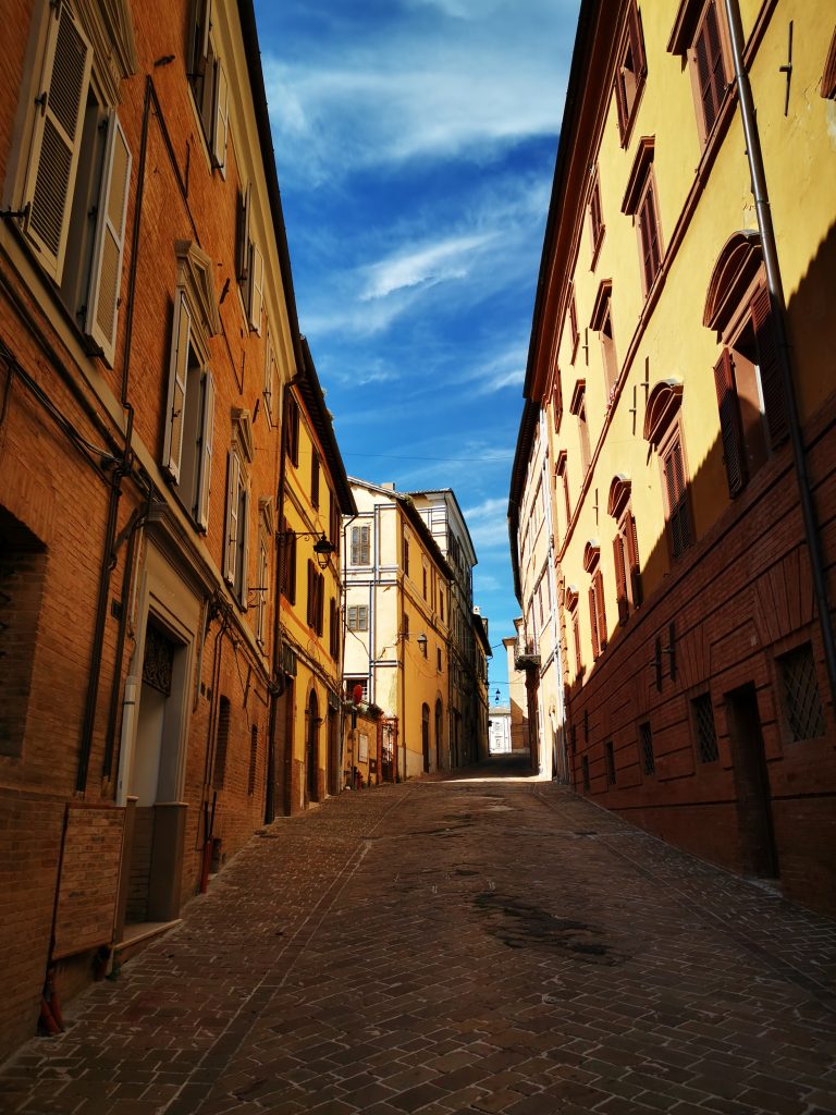 Camerino - Foto 	Wikimedia Commons @Sirleonidas