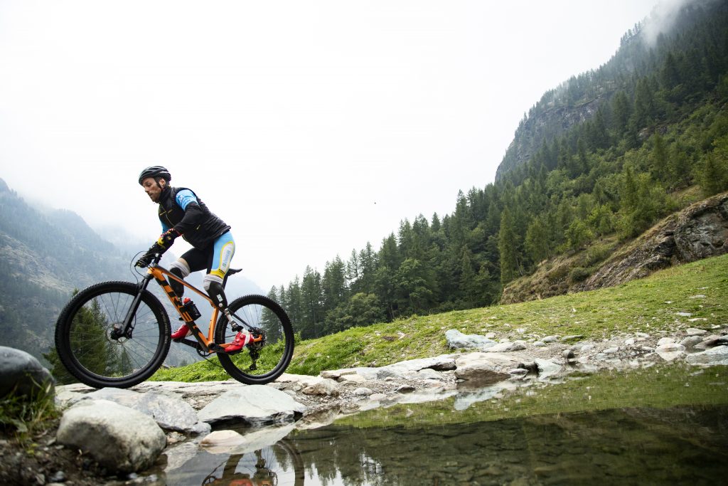 Andrea Lanfri durante il suo From 0 to 0. foto archivio Andrea Lanfri