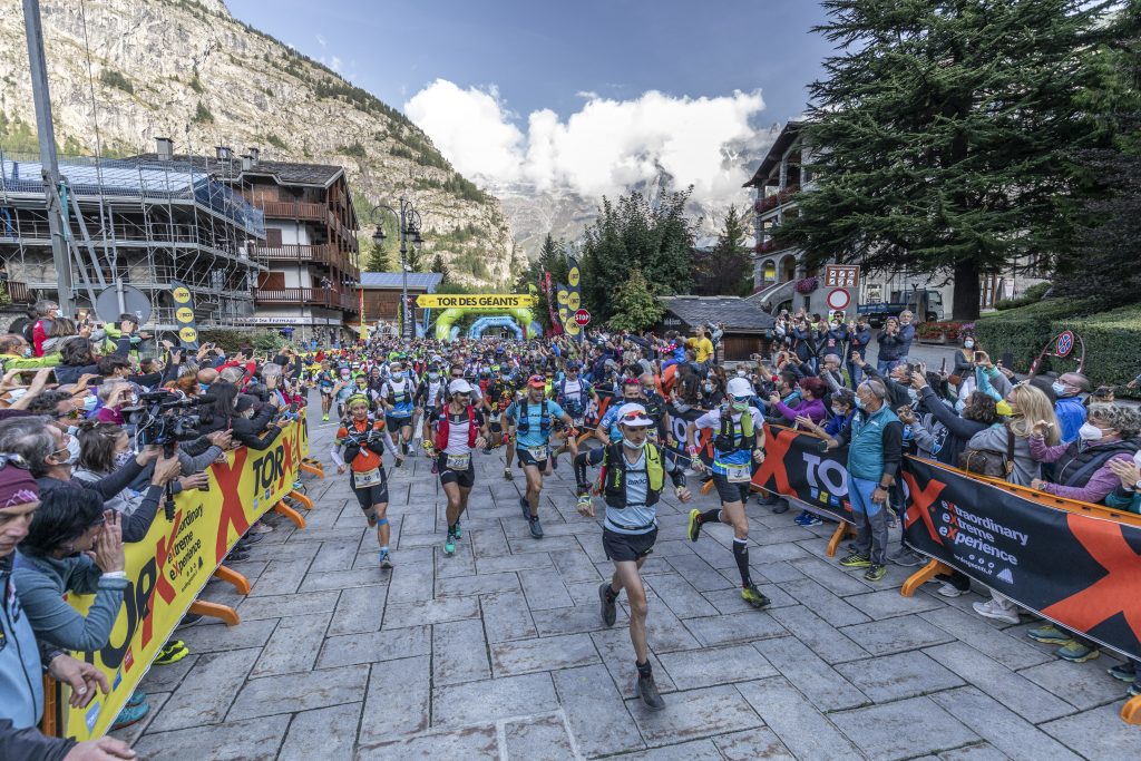 Tor330 2021, partenza da Courmayeur. Foto Pierre Lucianaz