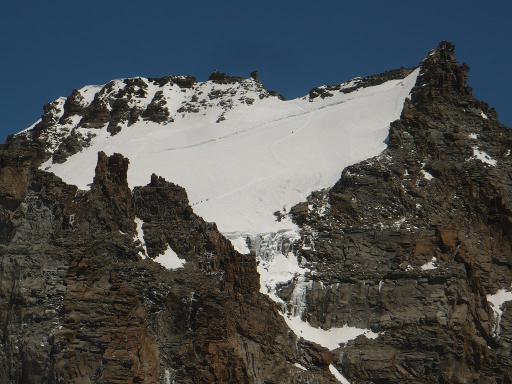 La vetta del Gran Paradiso. Foto Wikimedia Commons